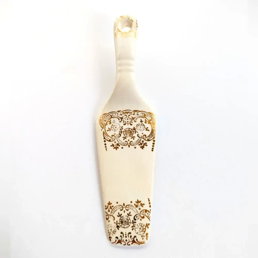 Vintage Ceramic Gold Floral Scrolling Design Romantic Boho Pie Server Decor